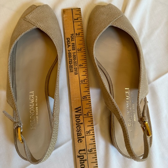 Sling back peep toe sandals. Never worn - Picture 4 of 8